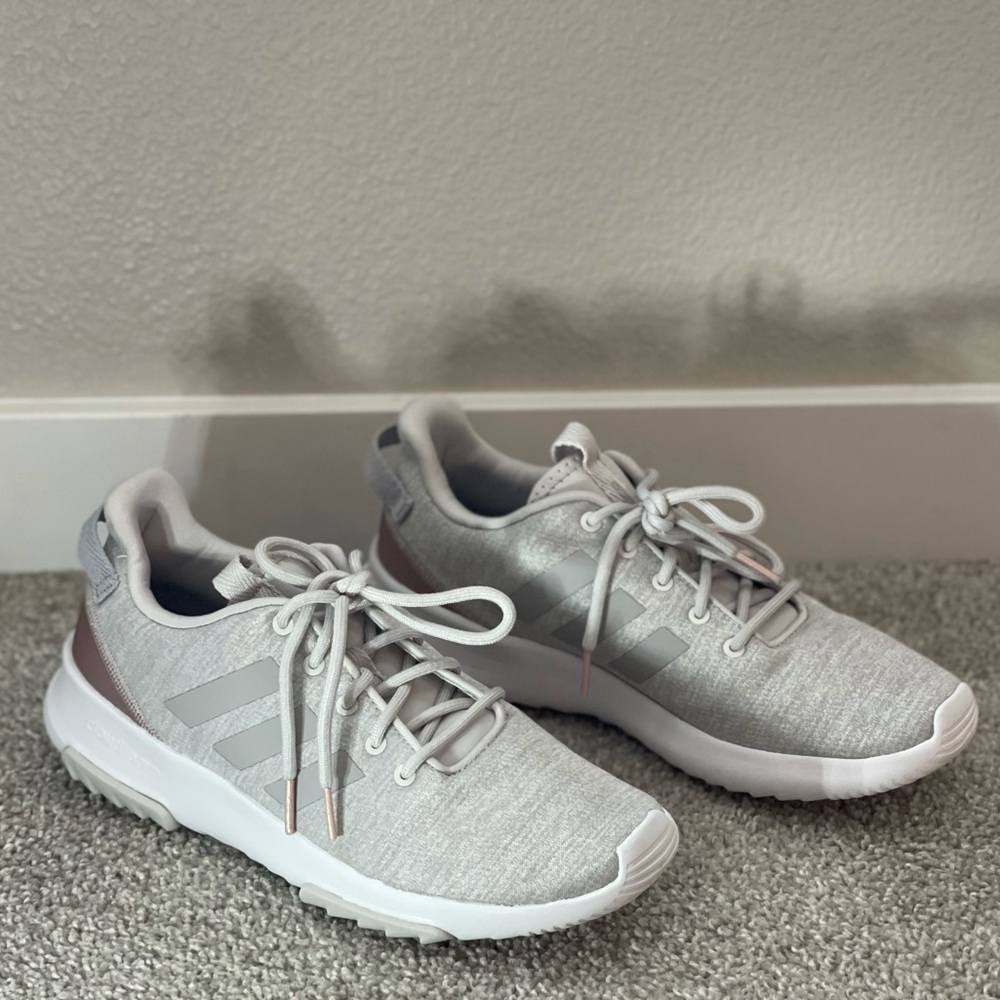 Women’s Adidas Cloudfoam Tracer Shoes - Picture 4 of 7
